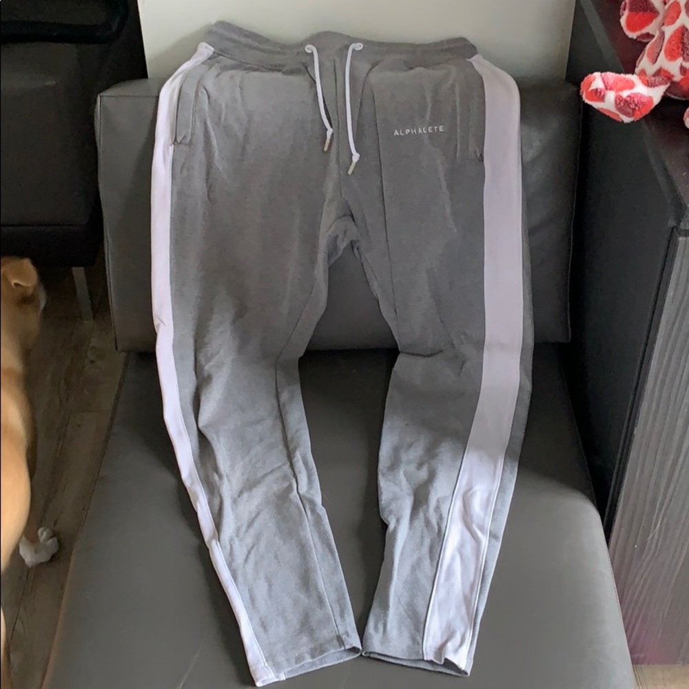 Alphalete joggers